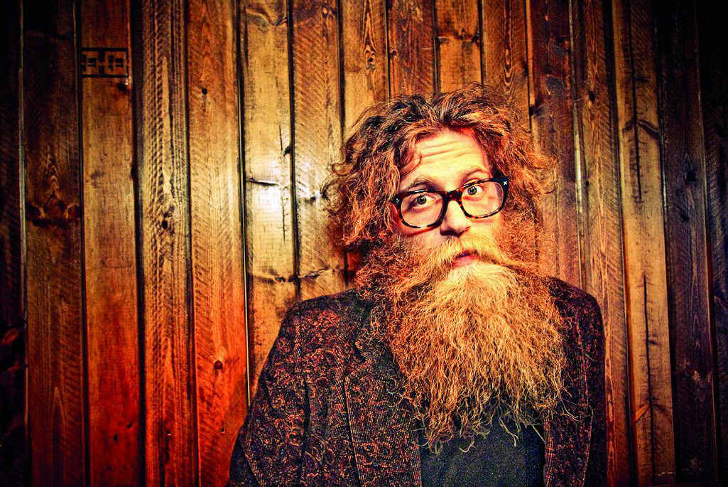 Canadian Ben Caplan has a big stage presence. Canadian Ben Caplan has a big stage presence.